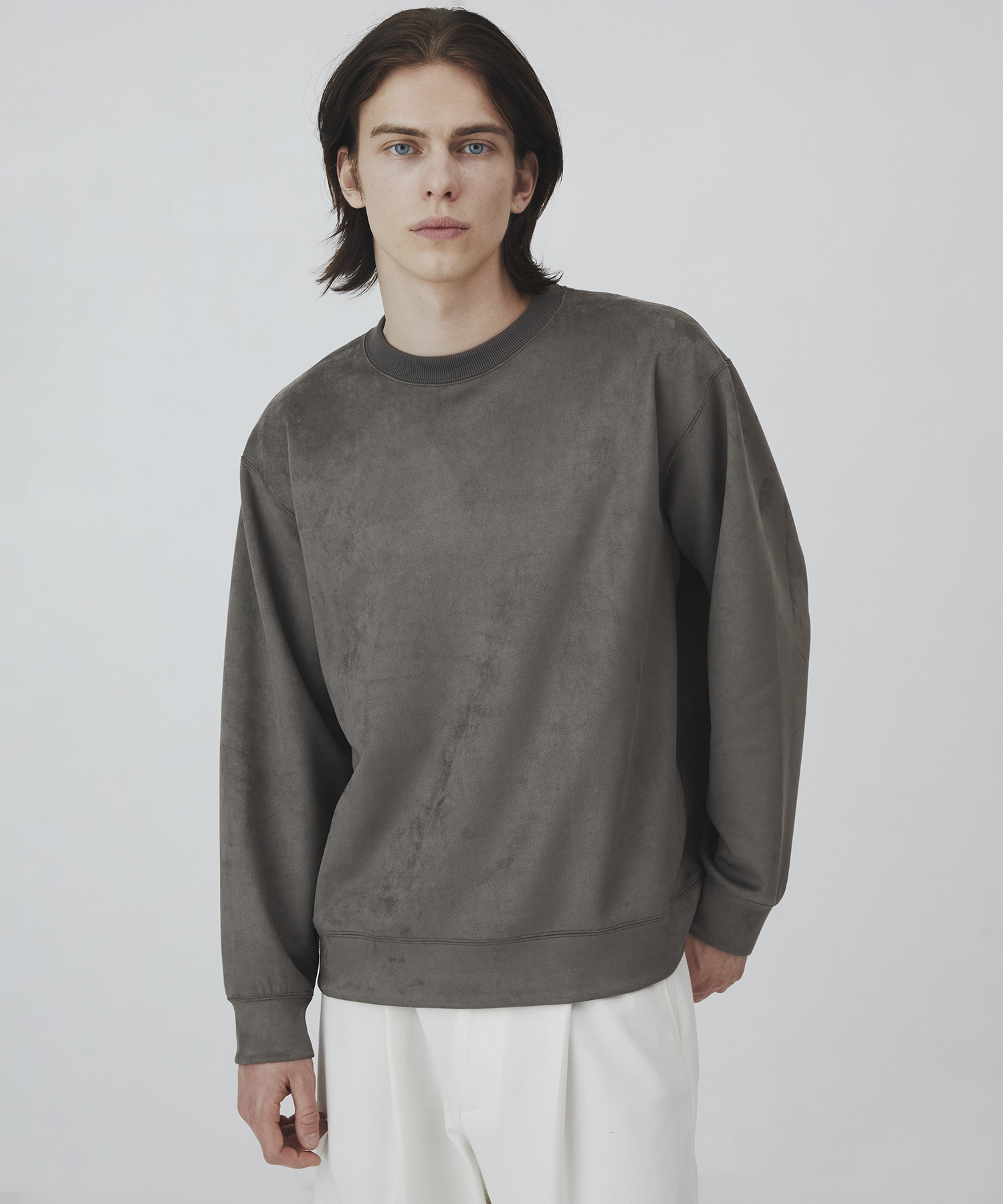 〈2026SS〉MICRO SUEDE クルーネックプルオーバー