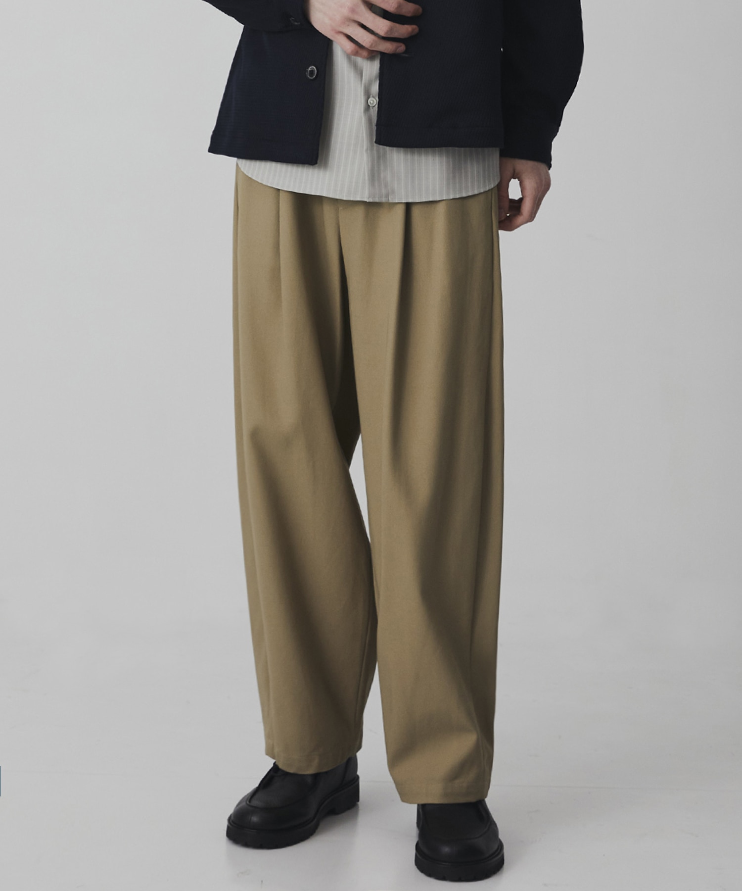 〈WEB限定｜先行予約〉ハイツイスト バレルチノパンツ