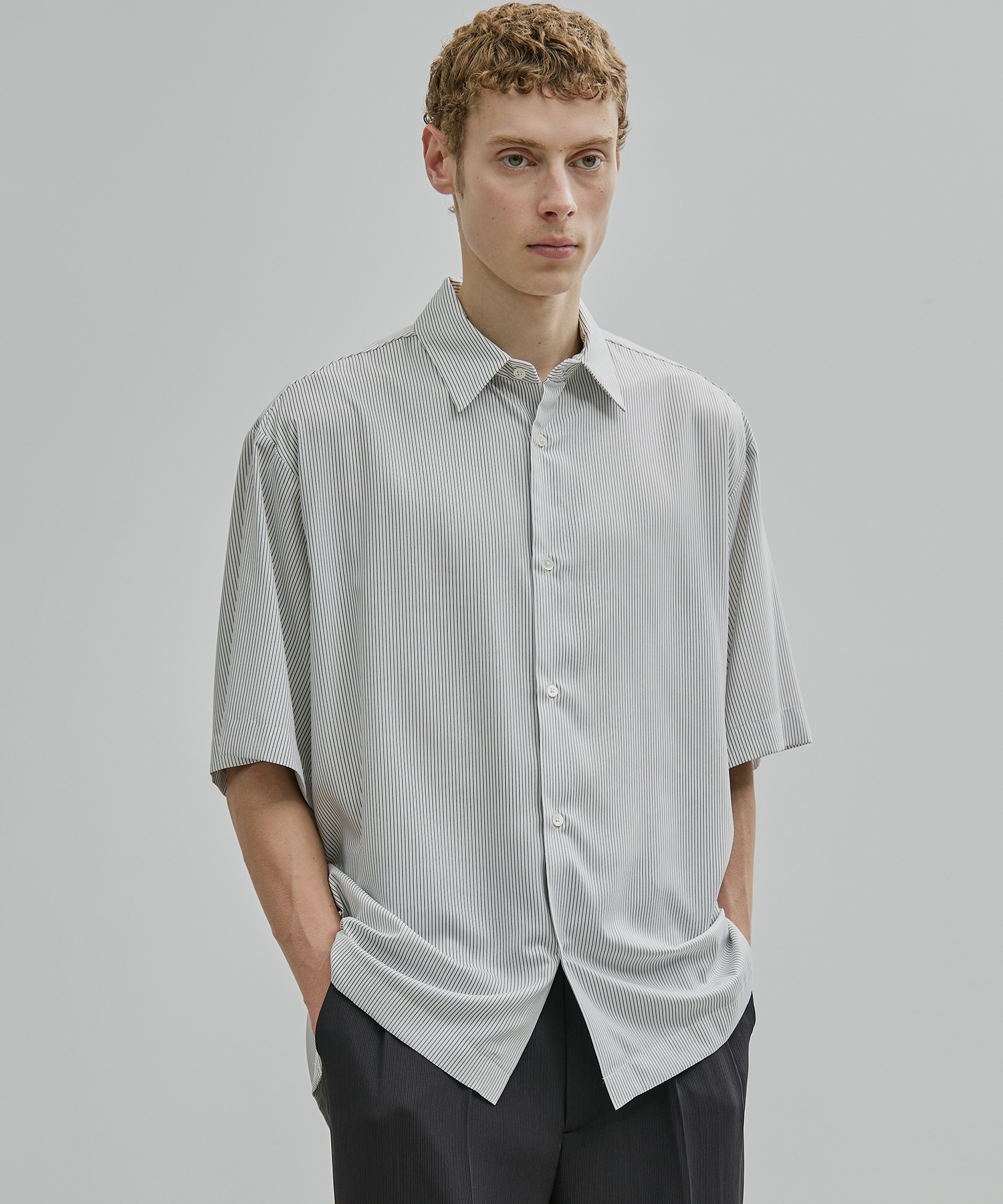 【一部店舗限定】DRY RAYON ストライプショートスリーブシャツ