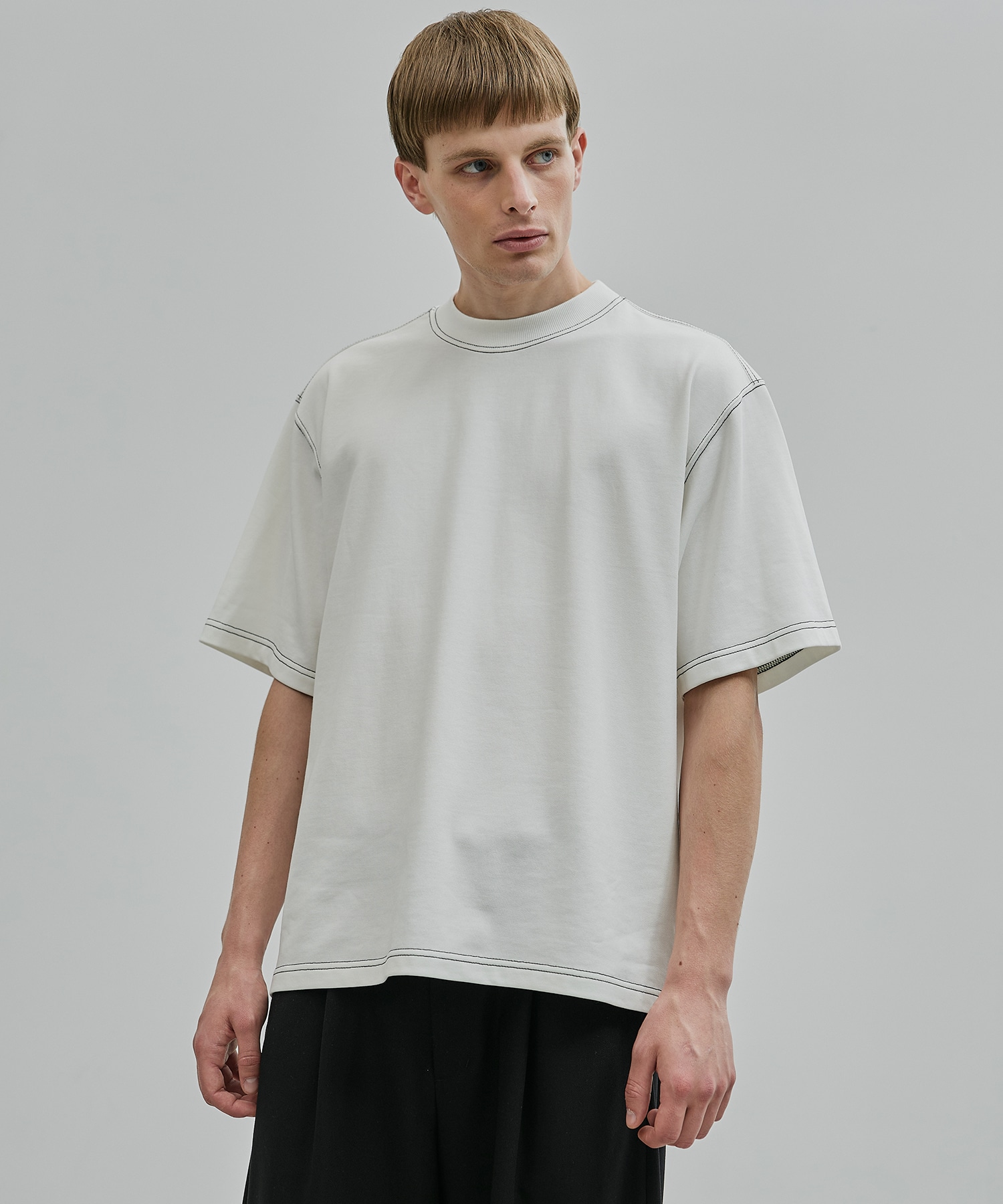 コントラストステッチドッキングTシャツ