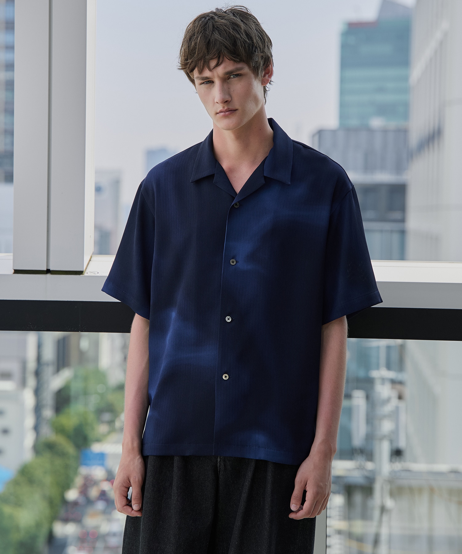 〈新発売〉COLD DRY GRADATION PLEATS オープンカラーシャツ
