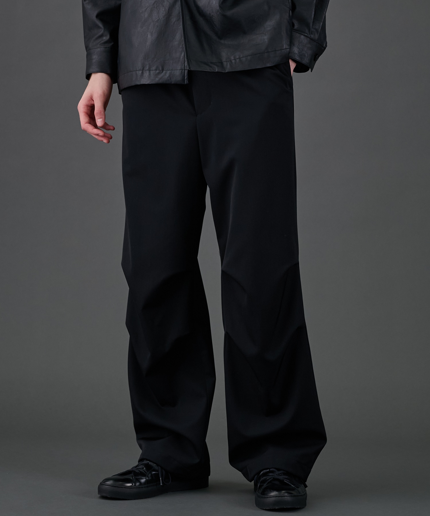 【通気性抜群】N.HOOLYWOOD × UNITED TOKYO コラボパンツ 通気性抜群】N.HOOLYWOOD × UNITED TOKYO コラボパンツ 通気性