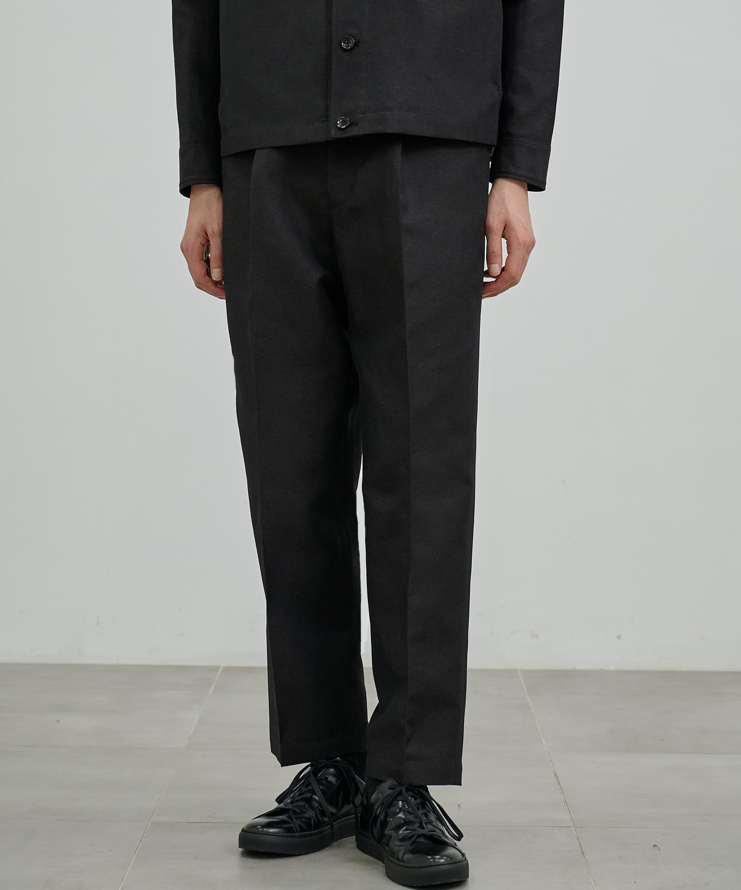 WOOL LINEN 1タックスラックス