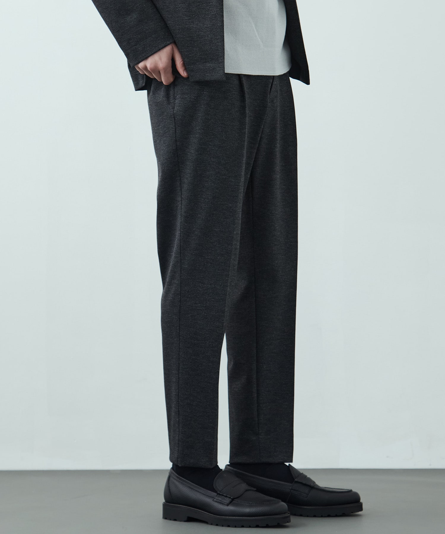 【美品】UNITED TOKYO コールバスクセミフレアパンツ TECHNO WOOL セミフレアパンツ(1 DARK GREY): : メンズ｜UNITED