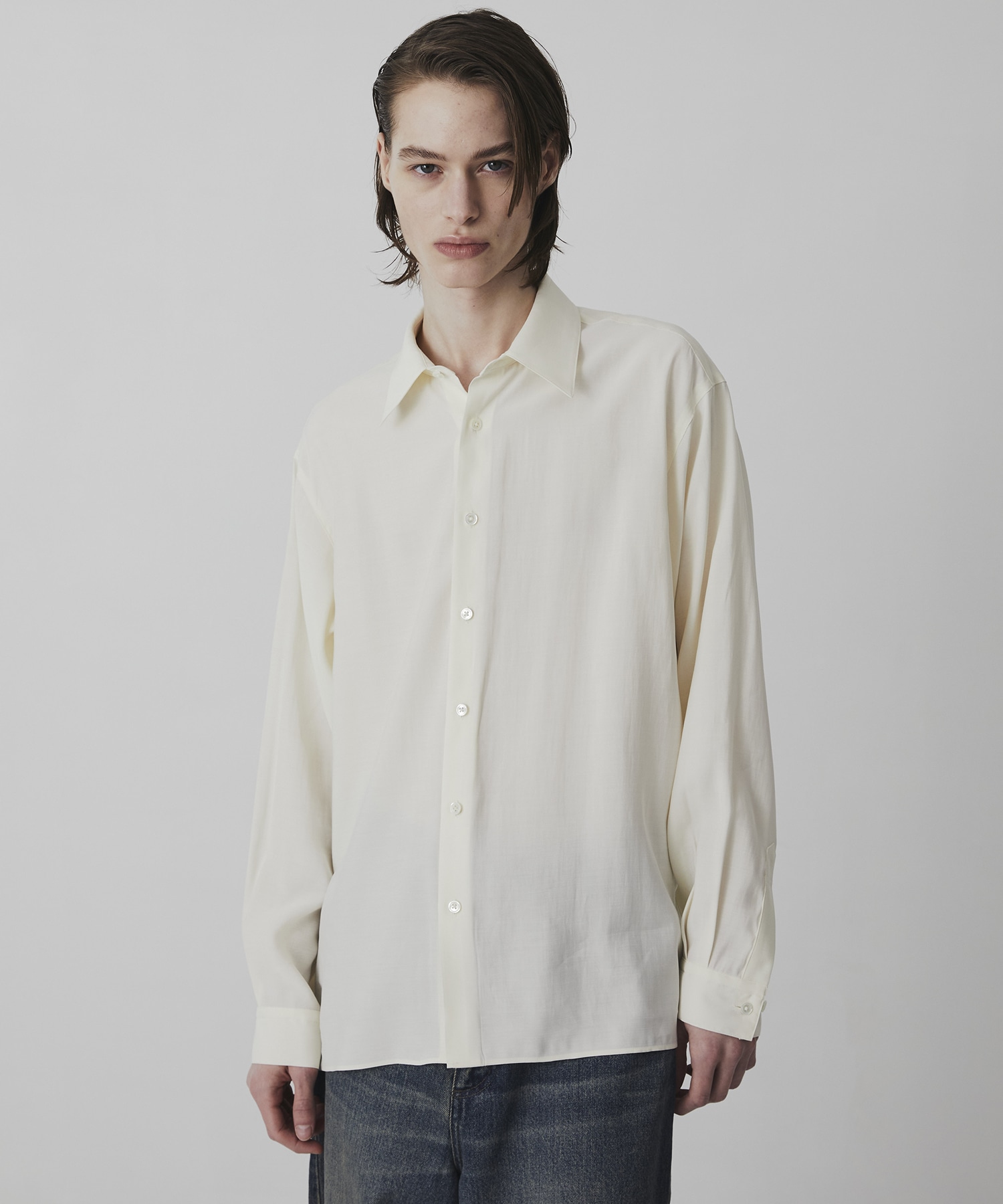 〈2026SS｜WEB限定〉フィブリルレーヨン リラックスシャツ