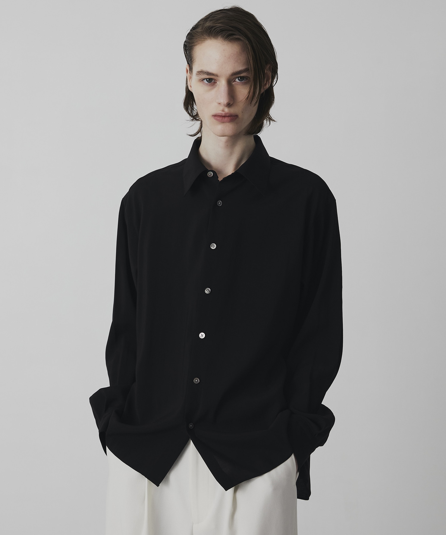 〈2026SS｜WEB限定〉フィブリルレーヨン リラックスシャツ