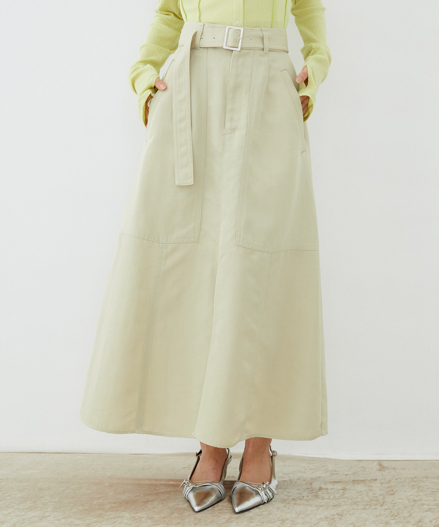 ステッチワークポケットスカート