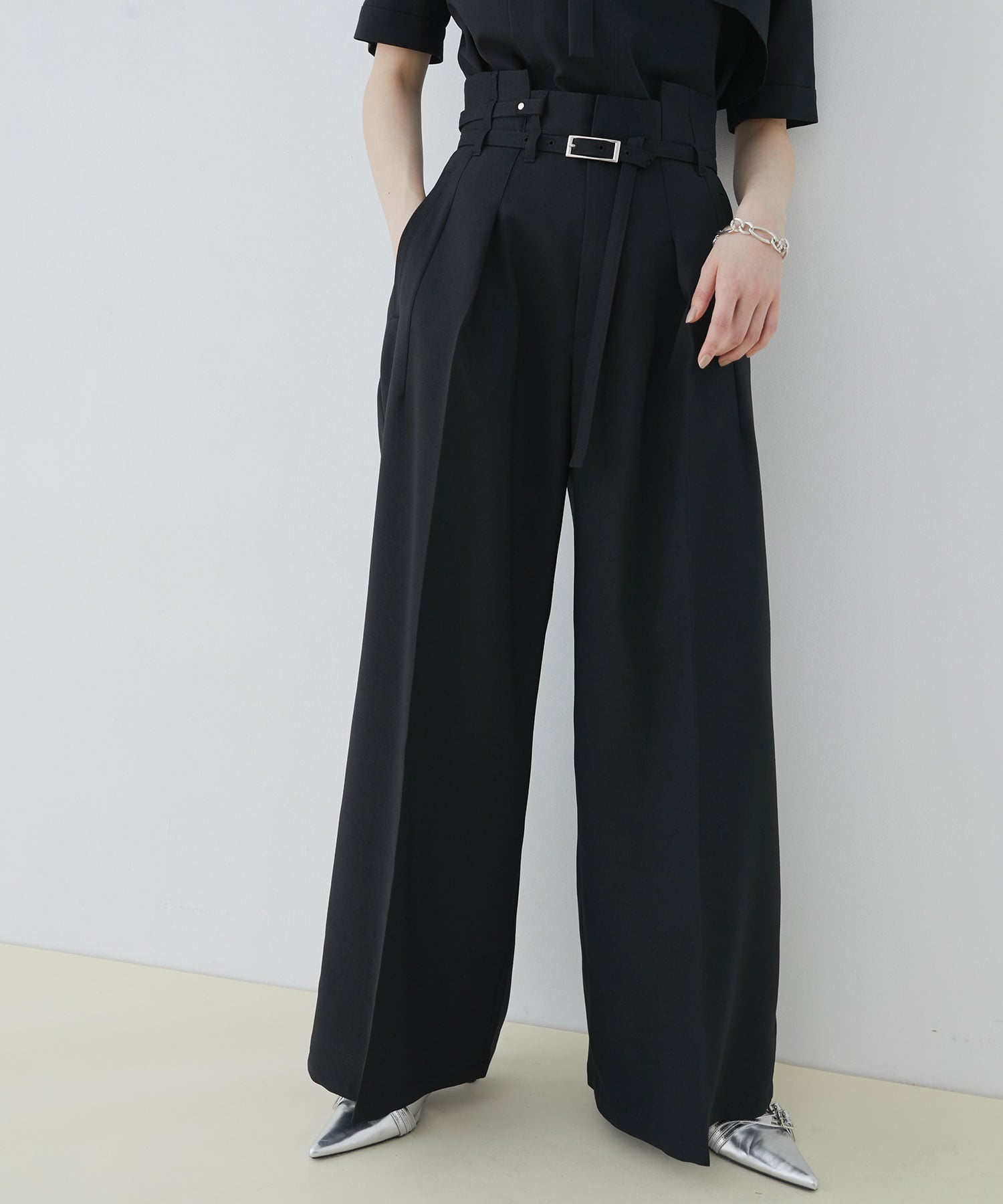 ACETATEベルトワイドパンツ