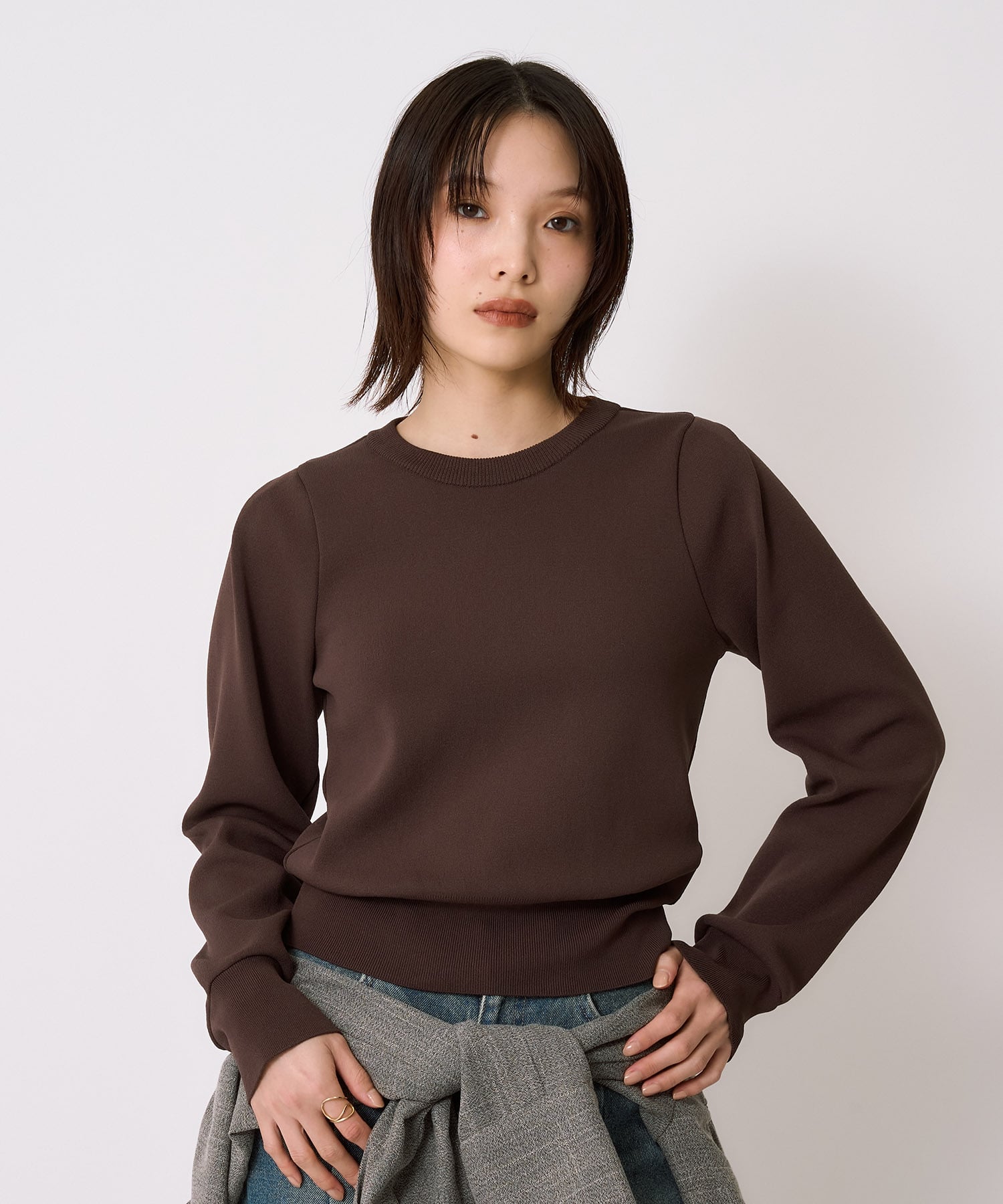 ショルダータックニットトップス