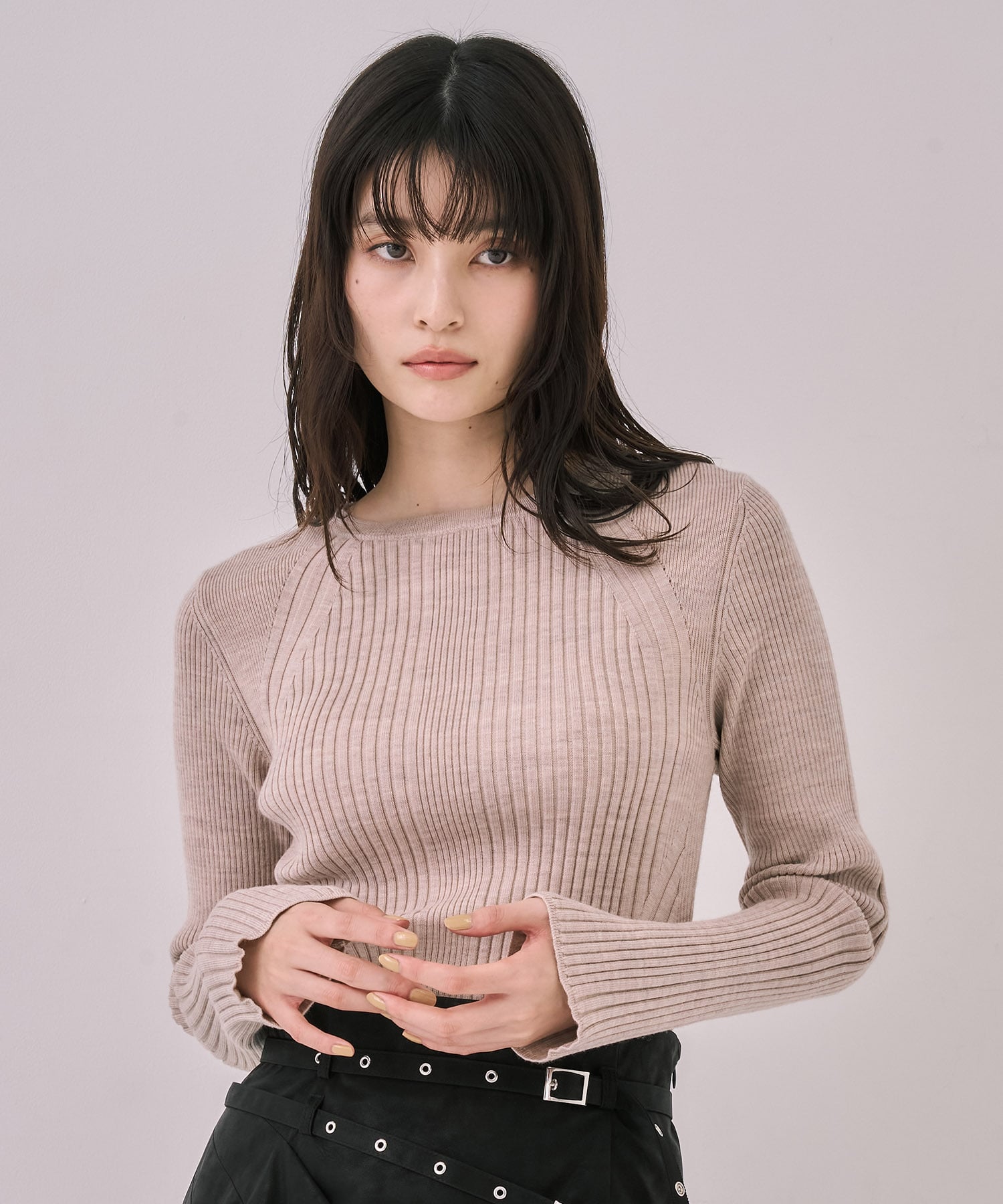 スリムリブラインニット