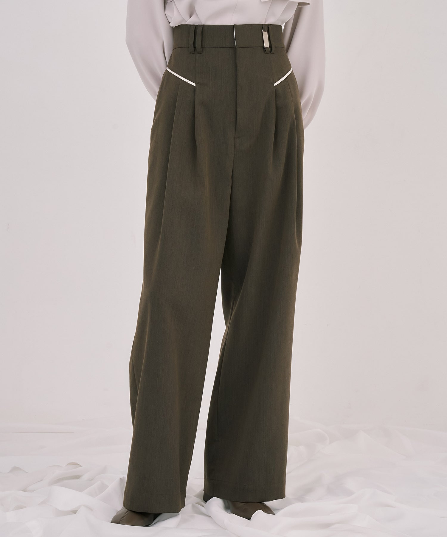 プレートループパンツ