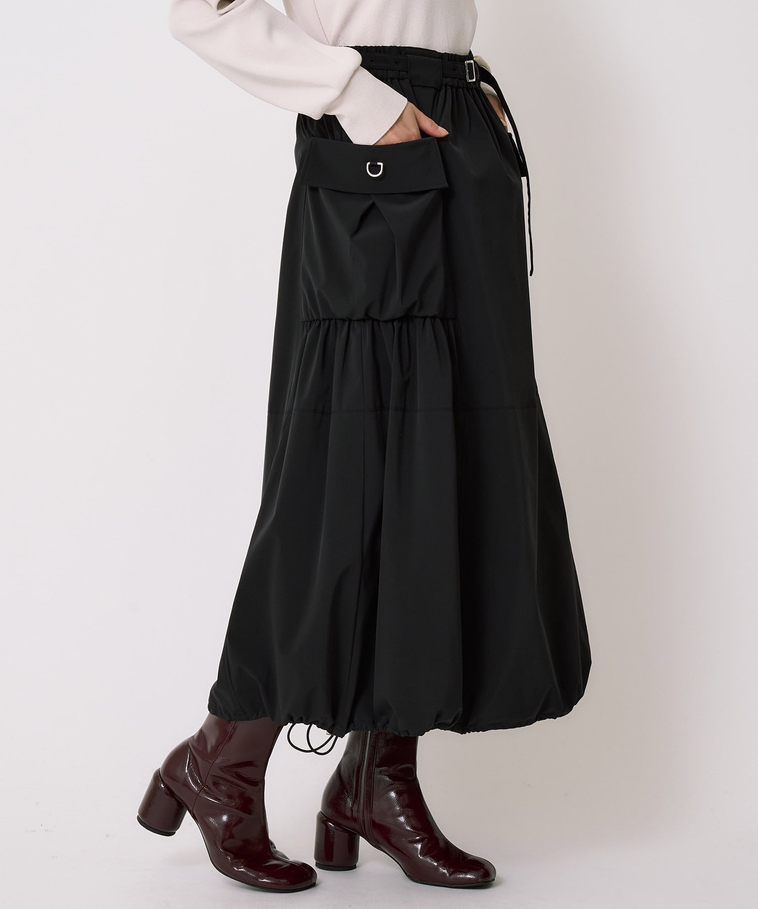 ドロストバルーンスカート