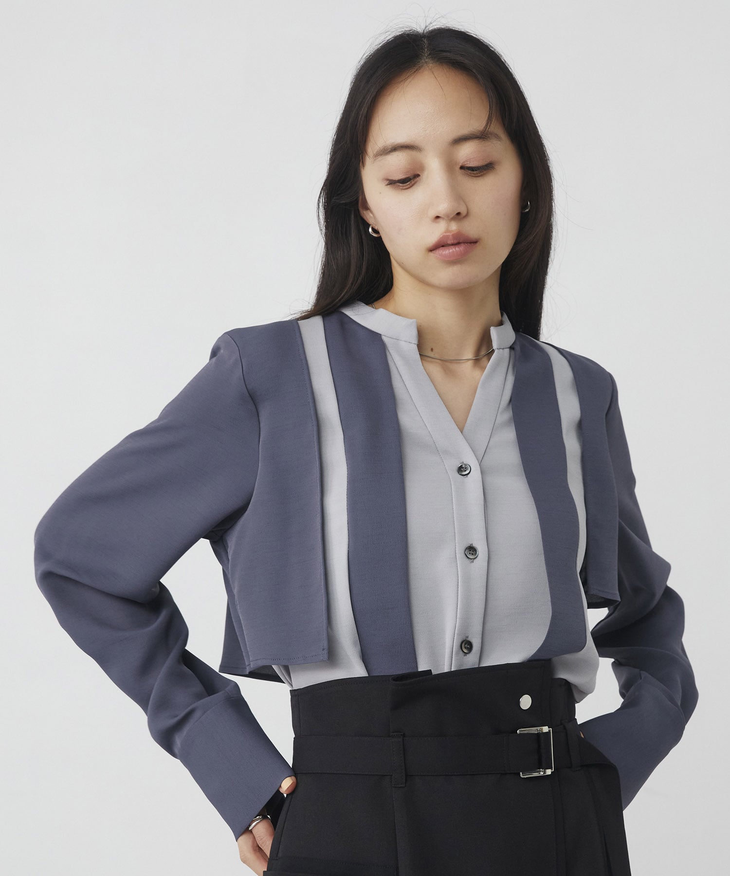 【WEB限定】レイヤードバイカラーブラウス