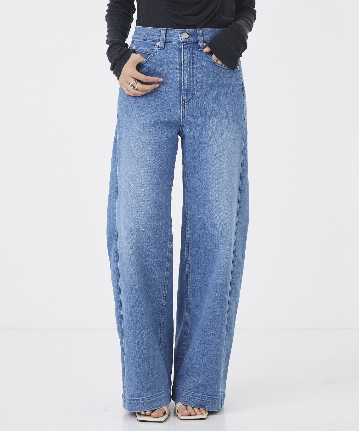 リバースタックデニム