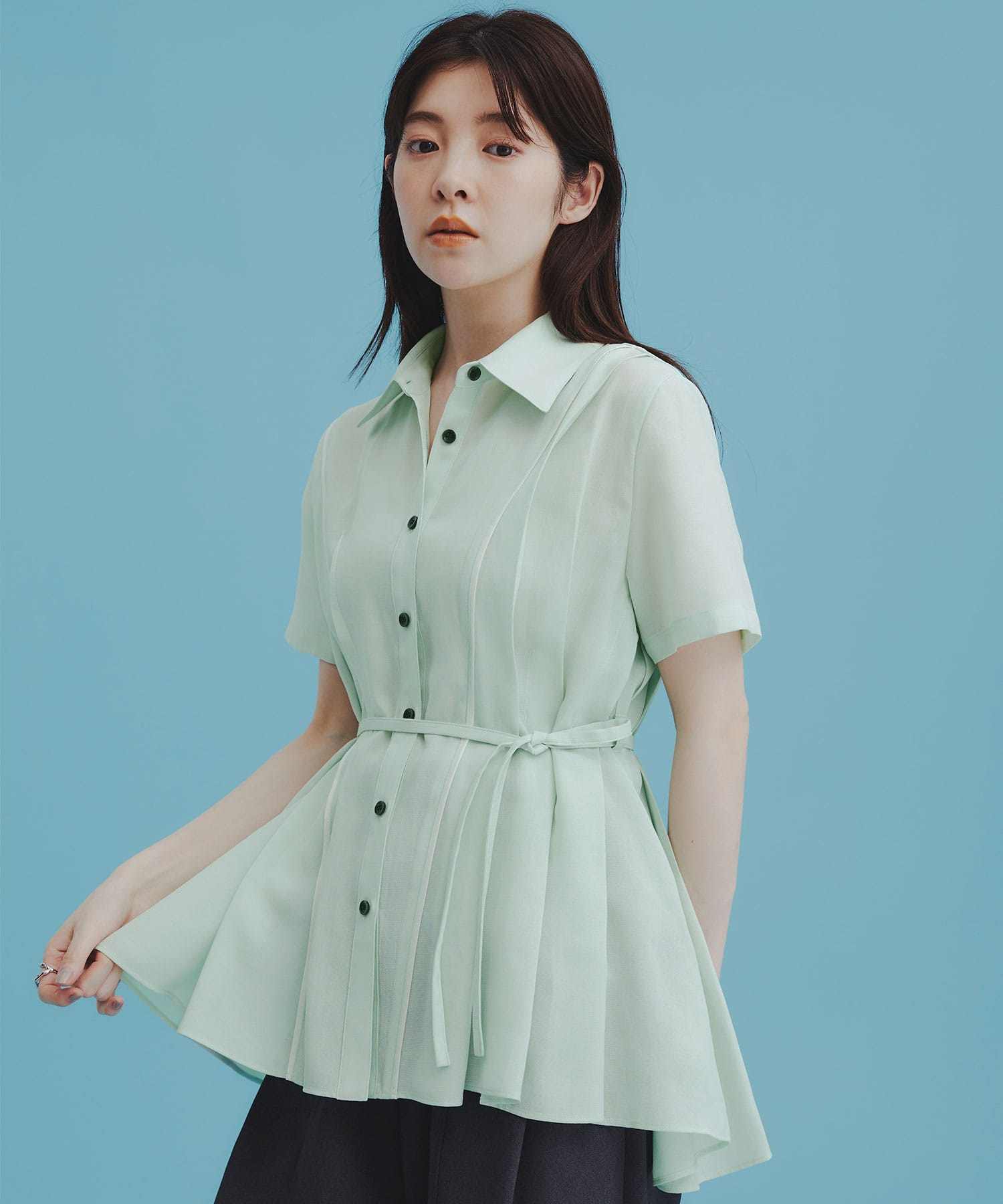 〈WEB限定カラー〉ランダムタックメッシュシャツ