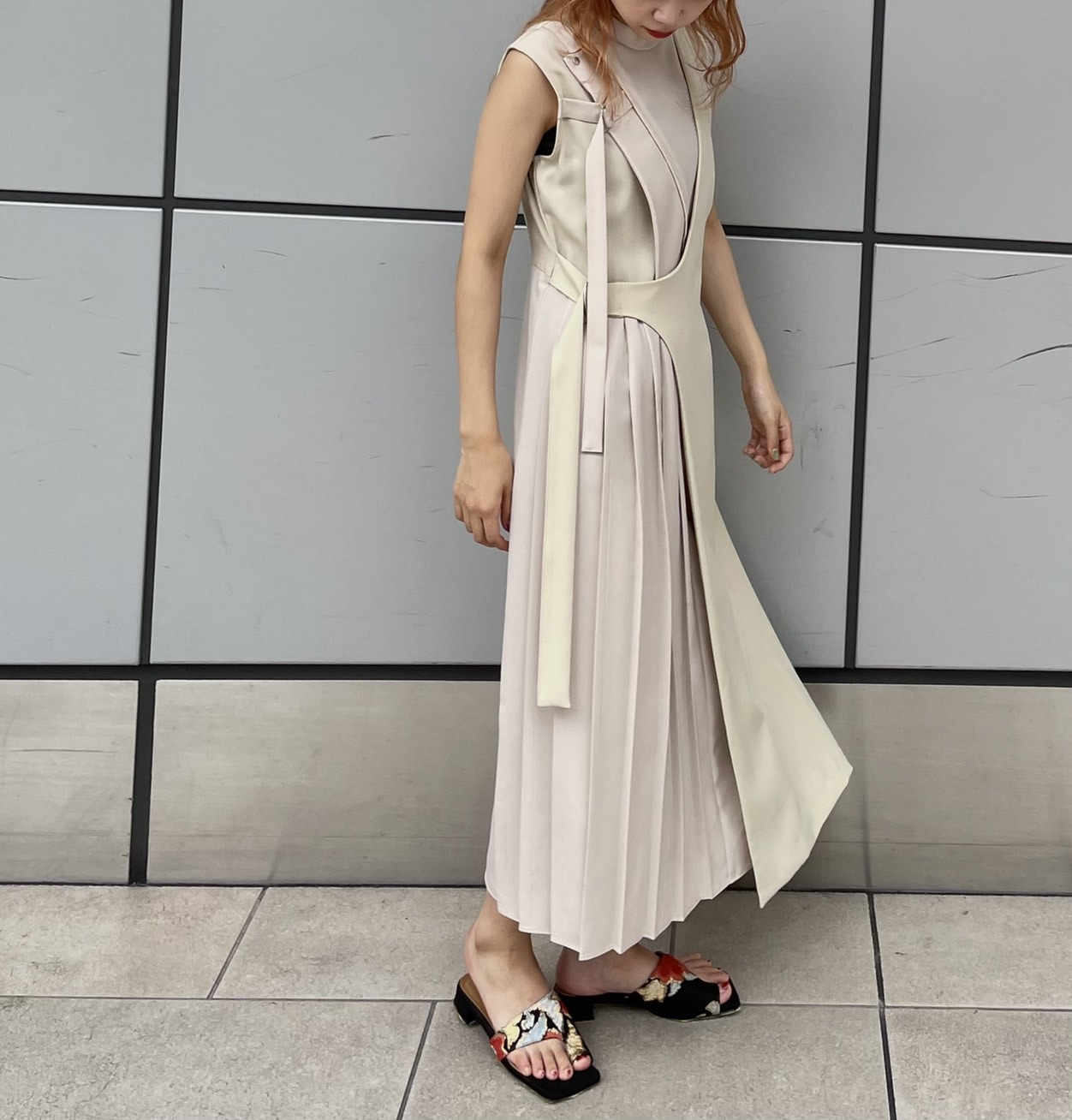 UNITED TOKYOユナイテッドトウキョウ ノースリーブワンピース ドレス